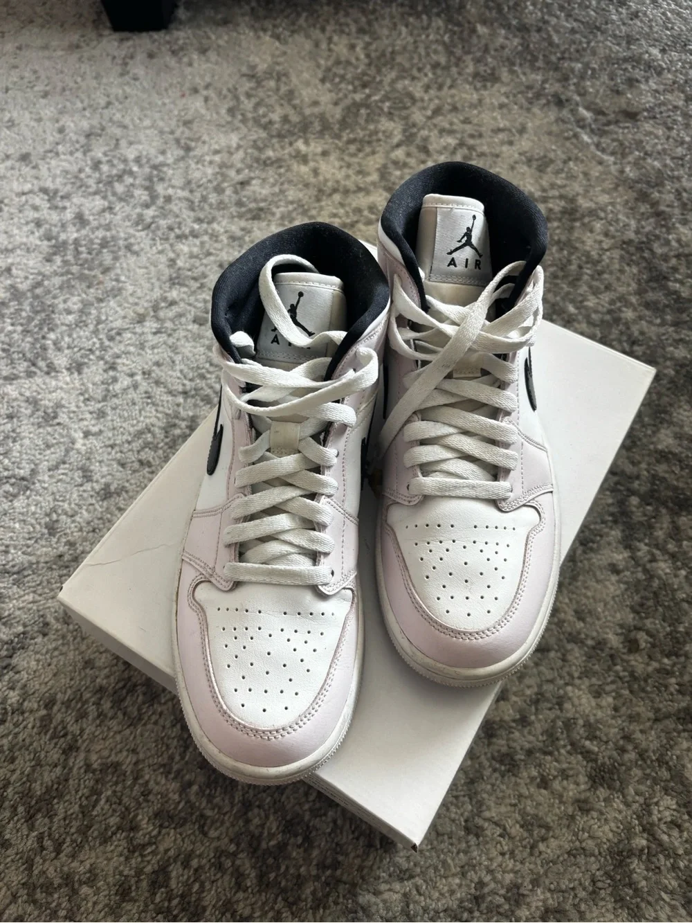 Nike Women’s Air Jordan 1